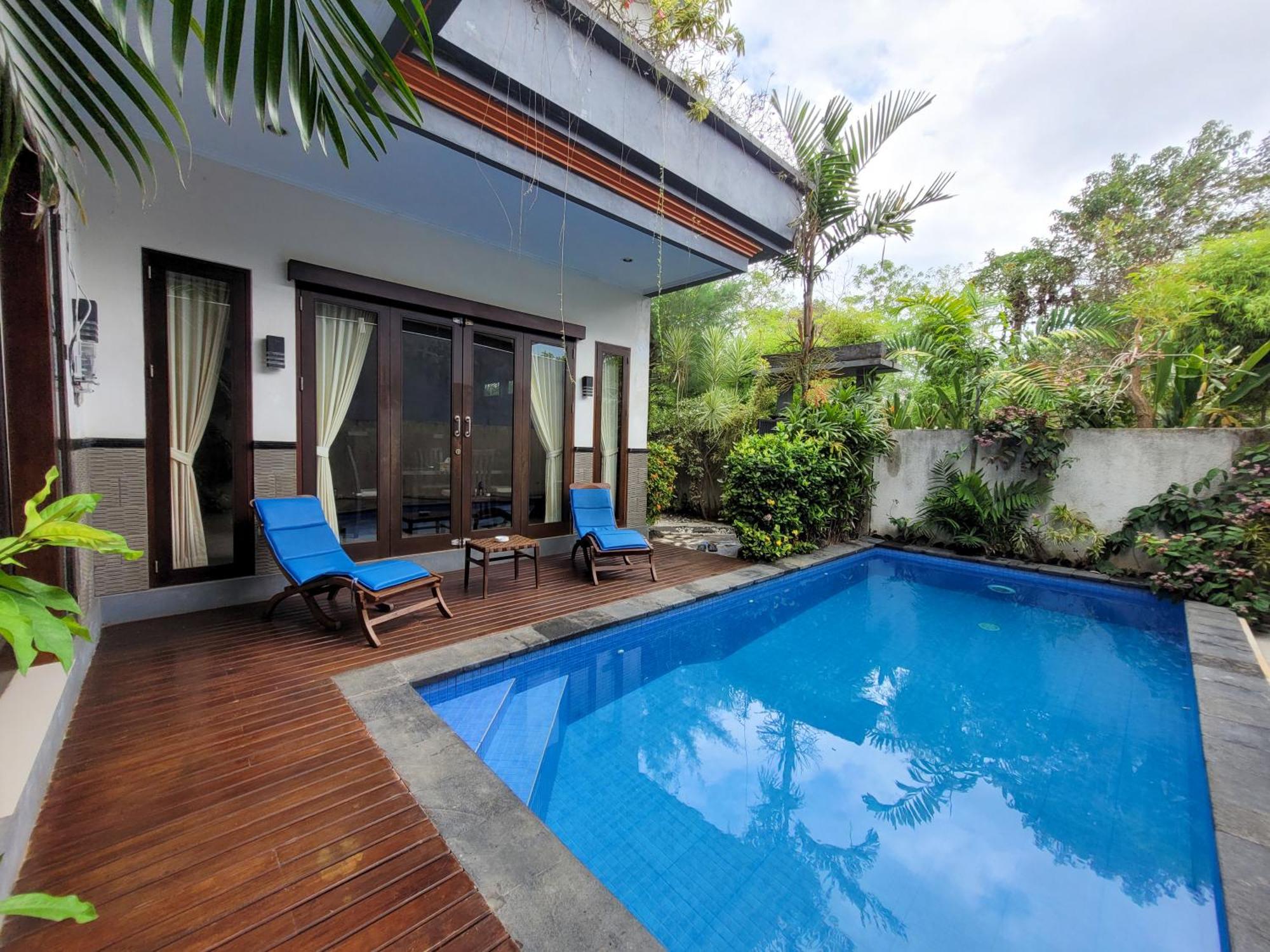 Villa Ramantika Sunset Bay à Nusa Dua  Extérieur photo