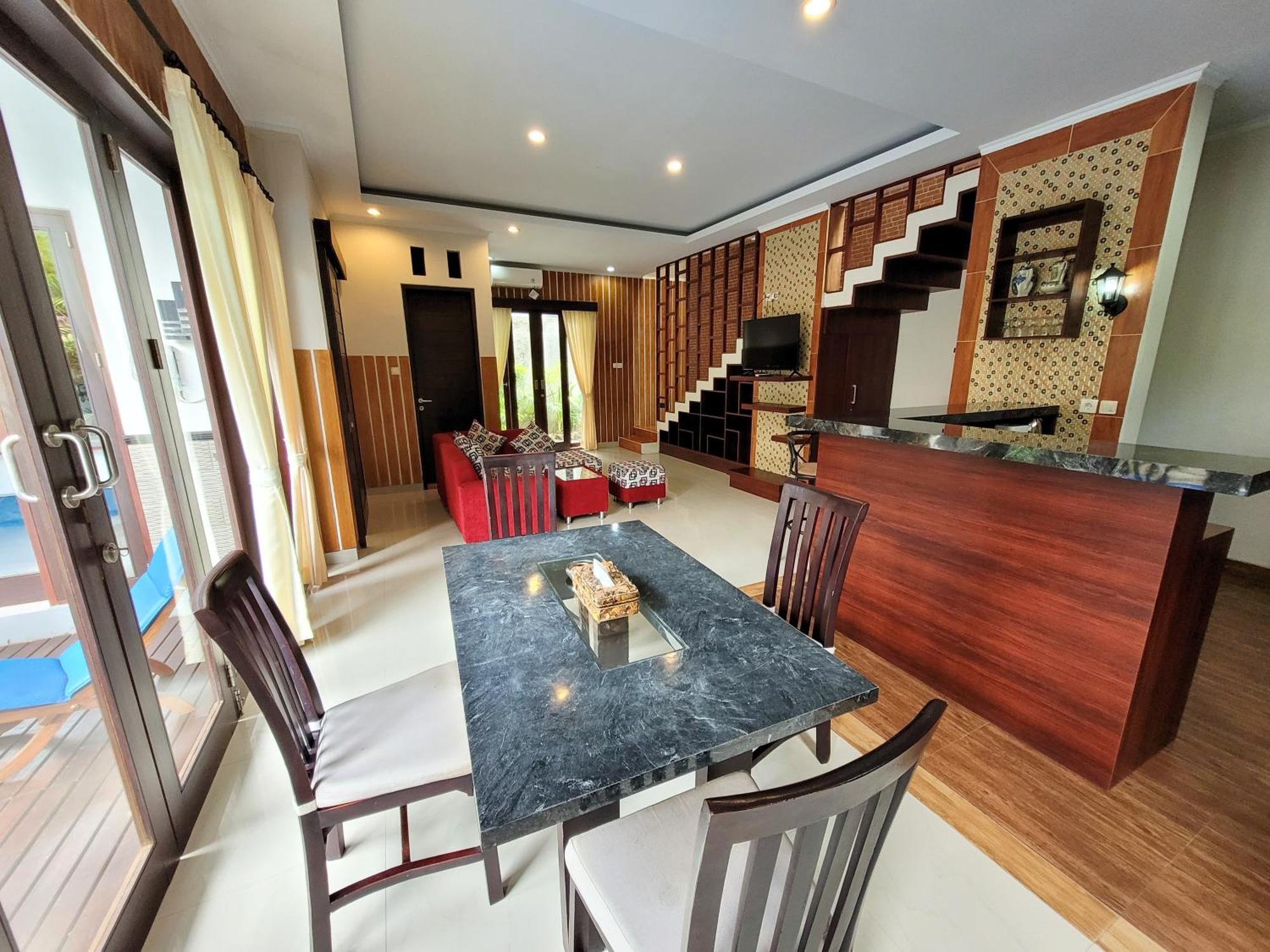 Villa Ramantika Sunset Bay à Nusa Dua  Extérieur photo
